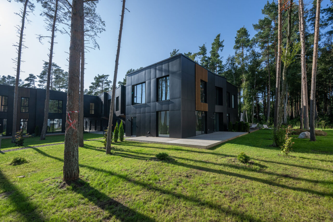 Maja osa, Laaneserva tee 8